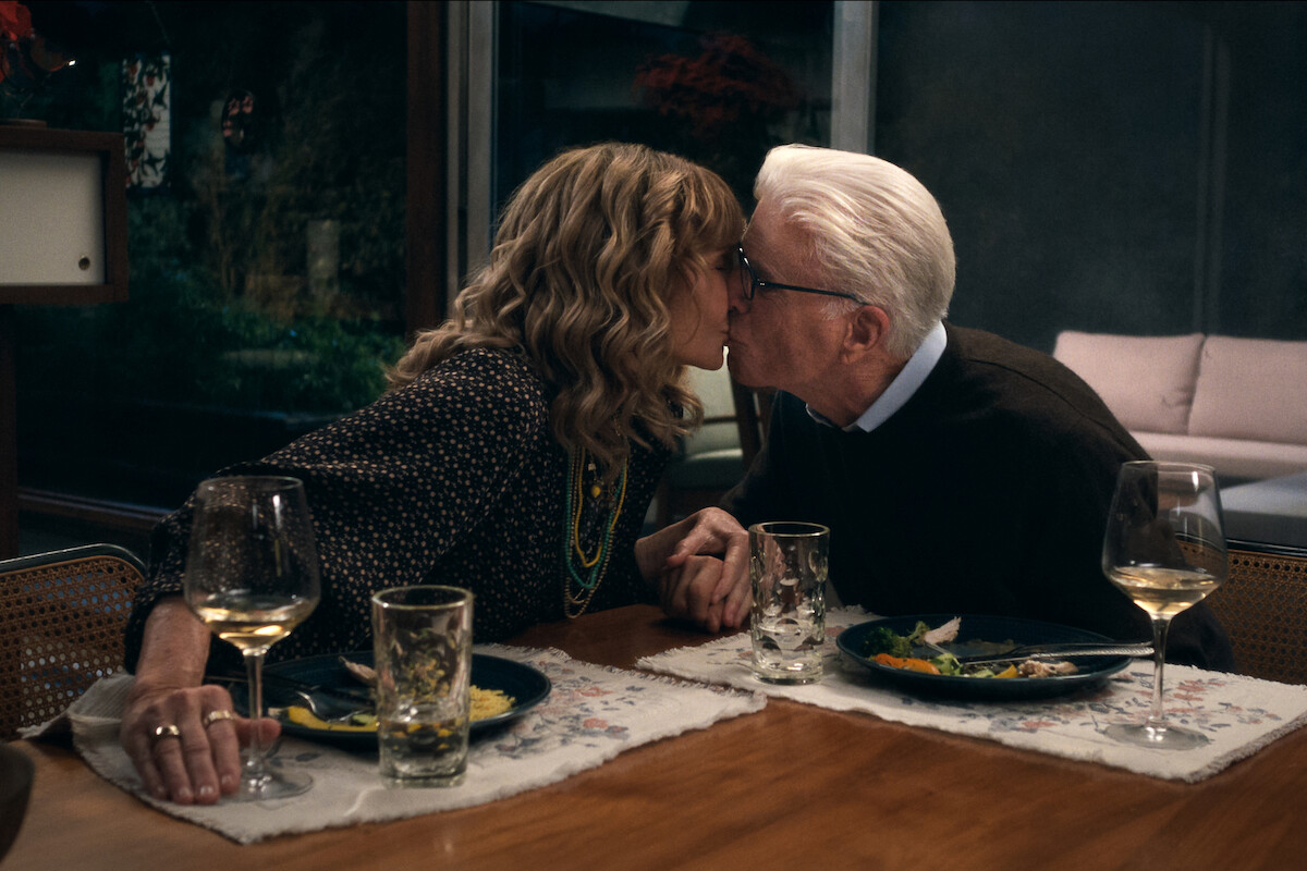 Mary Steenburgen as Mona and Ted Danson as Charles in ‘A Man on the Inside’ Season 2.