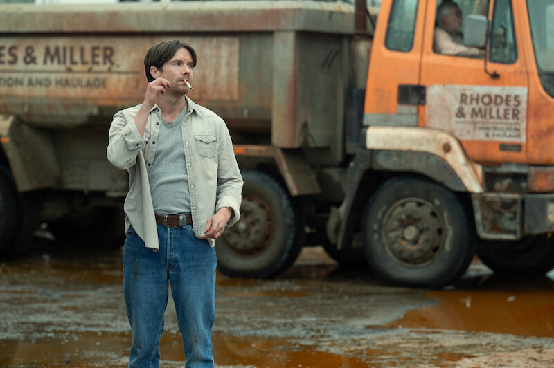 Joe Dempsie as Derek in Episode 1 of 'Toxic Town'.
