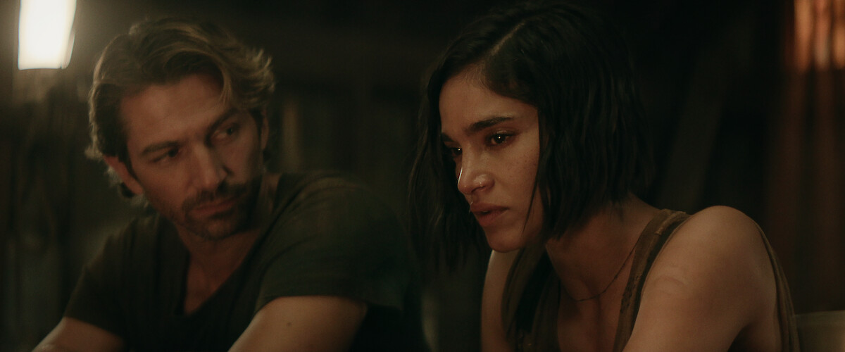 Michiel Huisman as Gunnar and Sofia Boutella as Kora in ‘Rebel Moon — Part Two: The Scargiver’