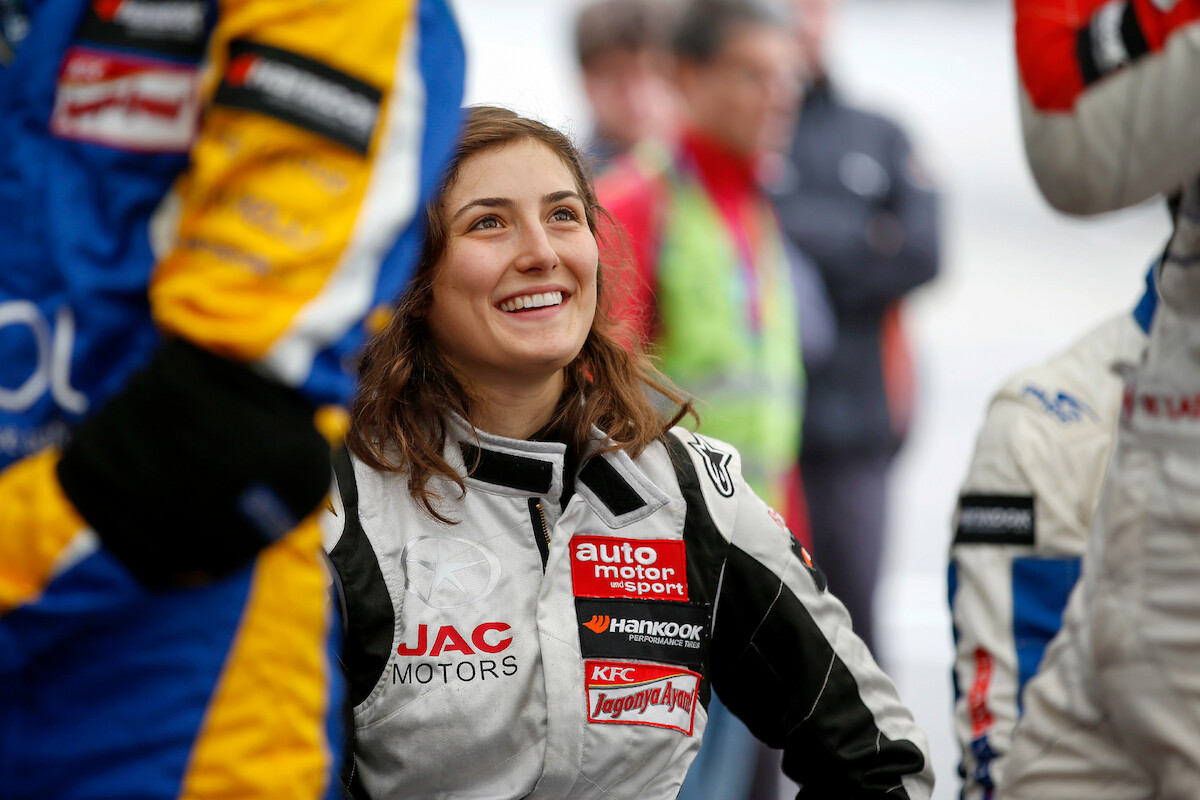 Can Women Drivers Be the Future of Formula One?