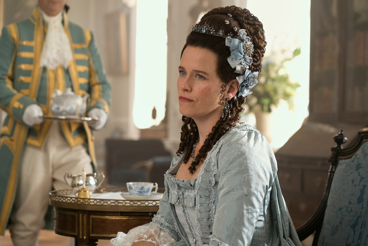 Katie Brayben as Vivian Ledger.