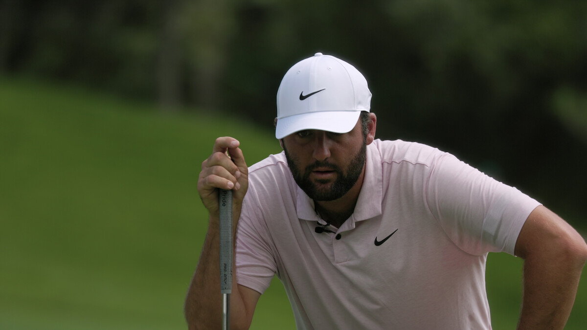 Scottie Scheffler lines up a shot in ‘Full Swing’ Season 3