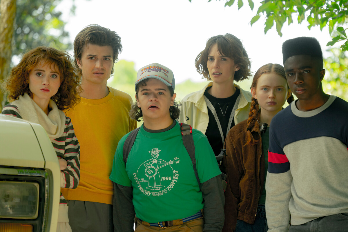 Inline Image: Nancy and Stranger Things Cast