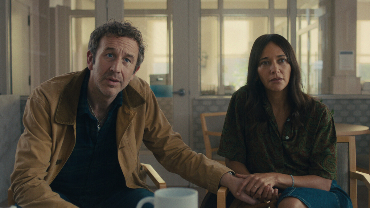 Chris O'Dowd and Rashida Jones in Season 7 of 'Black Mirror'