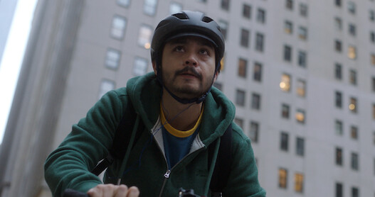 Leo Pap Explains the First Job of the Heist | ‘Kaleidoscope’