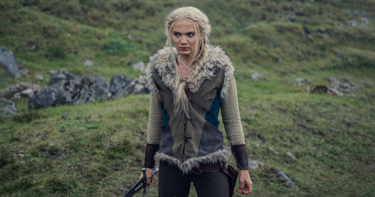 Freya Allan como a princesa Cirilla de Cintra.