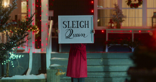 Hero Art: Ranking the Inspirational Signs In 'Single All the Way' From Clever to Corny
