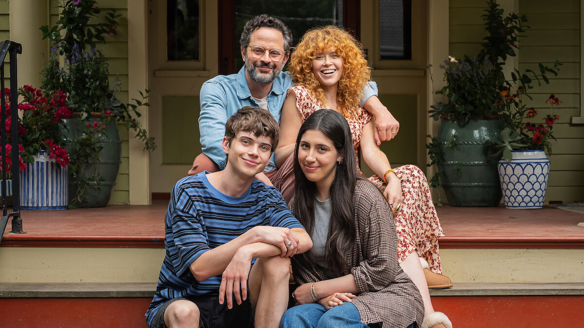 Nick Kroll as Brian, Natasha Lyonne as Hannah, Aidan Langford as Alex and Sadie Sandler as Devon on the set of Roommates.
