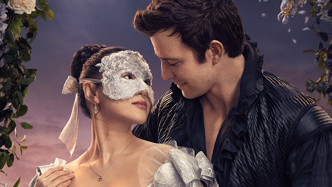 Yerin Ha as Sophie Baek and Luke Thompson as Benedict Bridgerton in ‘Bridgerton’ Season 4.