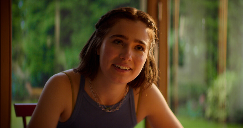 Haley Lu Richardson as Hadley in a still from 'Love at First Sight.'
