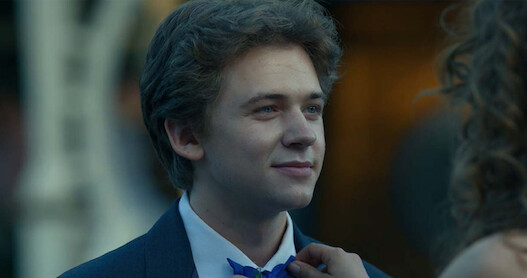 Kevin Heads Off to Prom 'The Midnight Club' Season 1