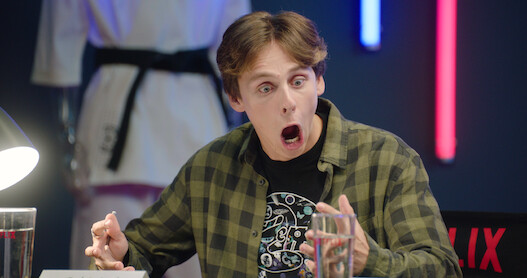 Watch Cobra Kai cast read fan fiction