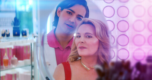Kim Cattrall and Miss Benny in Glamorous Season 1.