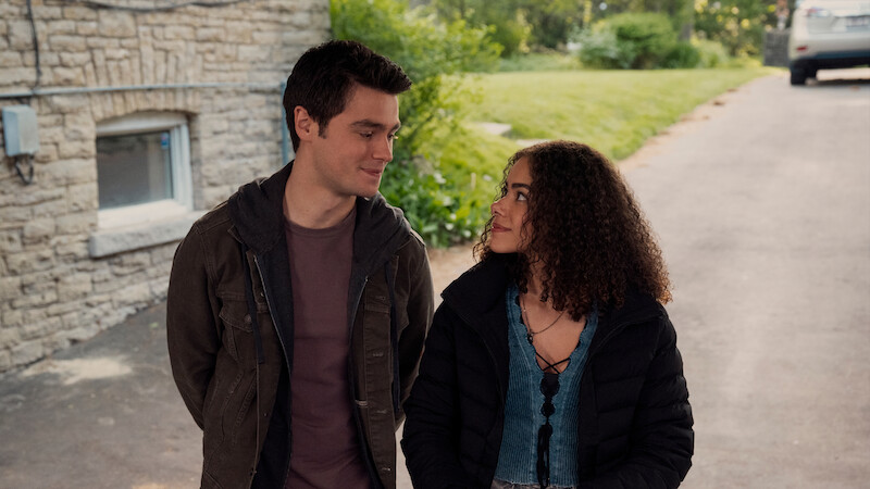 Felix Mallard as Marcus Baker, Antonia Gentry as Ginny Miller in 'Ginny & Georgia' Season 3