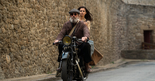 Hugh Laurie as Etienne LeBlanc, Aria Mia Loberti as Marie-Laure in episode 104 of All the Light We Cannot See. 