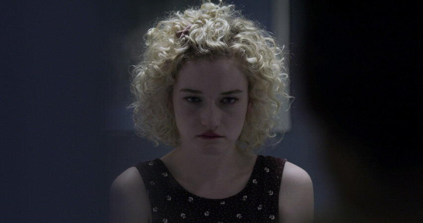  ‘Ozark' Rebel Ruth Langmore Isn't Afraid of Mice, But Julia Garner Is Hero Image