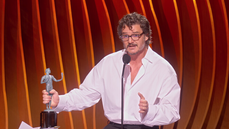 Pedro Pascal accepting his Screen Actors Guild Award