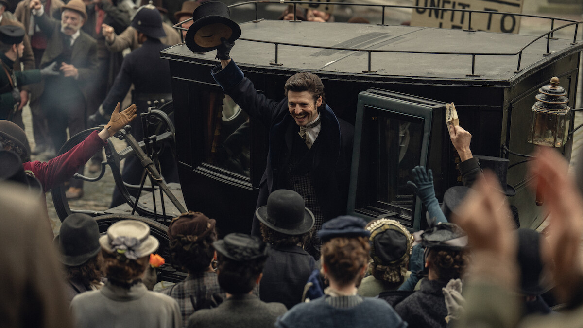Anthony Boyle as Arthur Guinness in 'House of Guinness' Season 1.