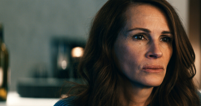 Julia Roberts as Amanda in 'Leave the World Behind.'