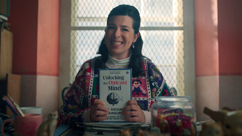 Heather Matarazzo, como Judi Spannegel, na temporada 2 de ‘Wandinha’.