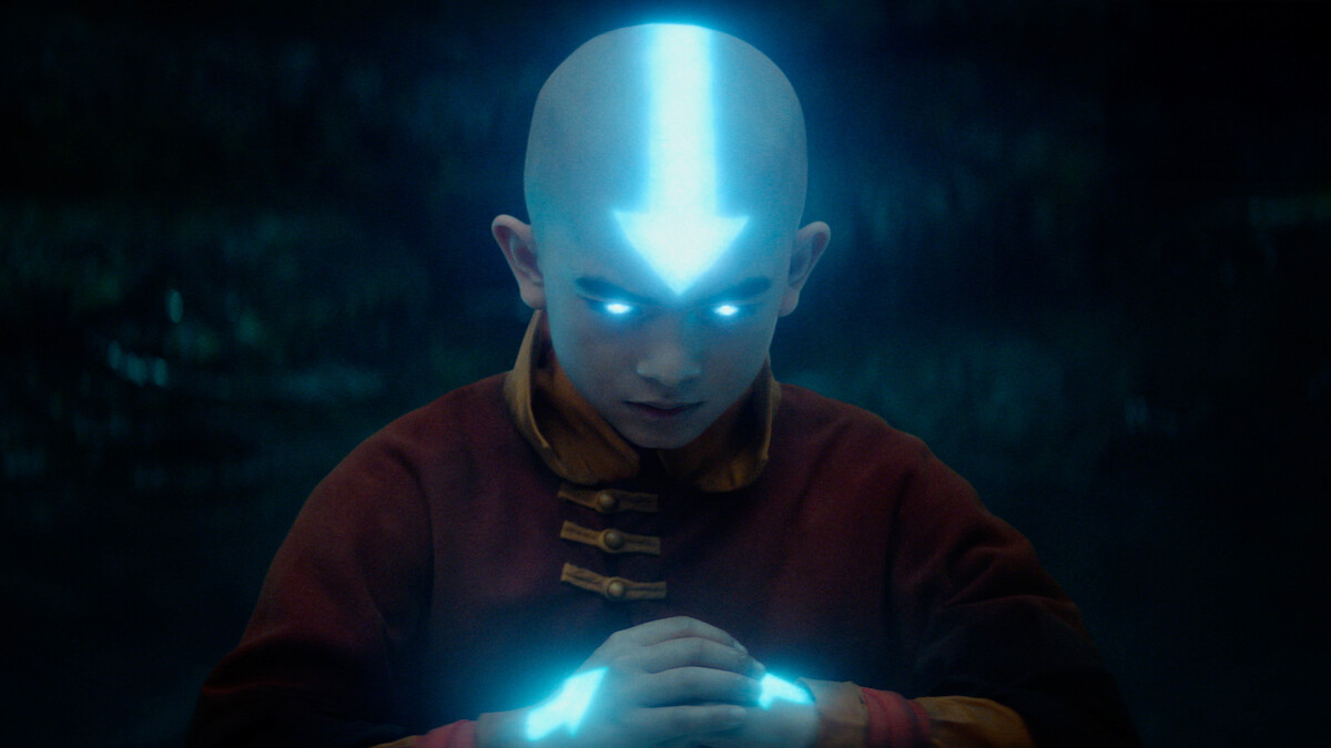 Gordon Cormier as Aang glows in the Avatar State in Season 1 of 'Avatar: The Last Airbender'