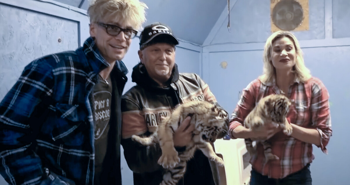 Thumbnail: The Truth About Those Baby Tiger Photos