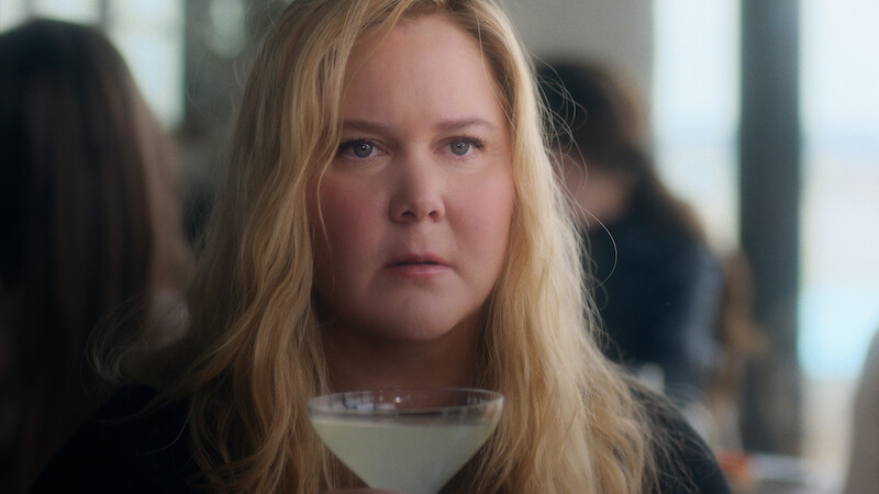 Amy Schumer as Lainy in 'Kinda Pregnant'.