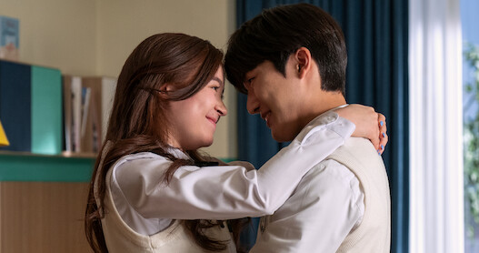 Kitty and Dae look each other lovingly 