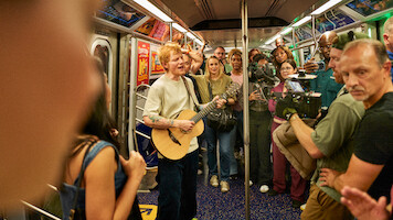 One Shot with Ed Sheeran. Ed Sheeran in One Shot with Ed Sheeran. Cr. Danny Clinch/Netflix © 2025