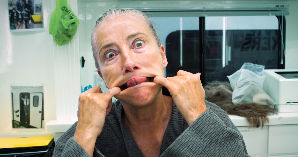 Emma Thompson's Trunchbull Transformation Thumbnail Image