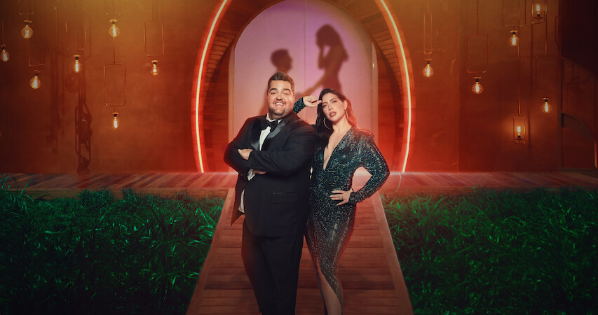 The hosts of 'Love Is Blind: Argentina' Wanda Nara and Darío Barassi.