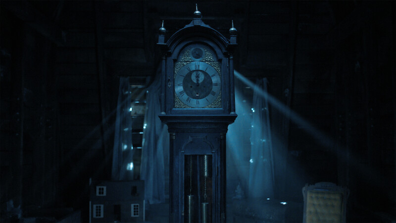 A grandfather clock in the attic of the Creel House in 'Stranger Things'