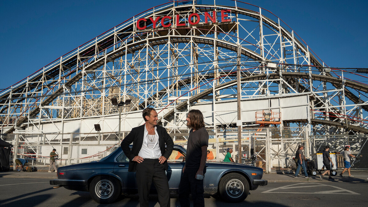 Jude Law as Jake, Jason Bateman as Vince in 'Black Rabbit.'