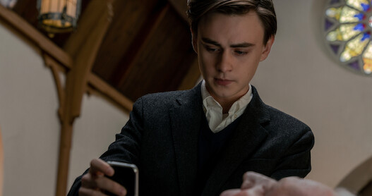 Hold On, We’re Getting a Call... from ‘Mr. Harrigan’s Phone’