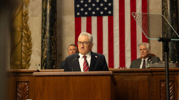 Robert De Niro as George Mullen in 'Zero Day'