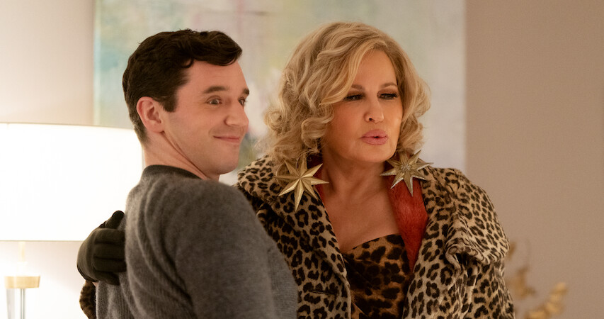Jennifer Coolidge Stealing Every Scene in 'Single All the Way'