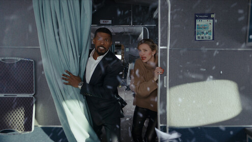 Jamie Foxx as Matt and Cameron Diaz as Emily in 'Back In Action.'