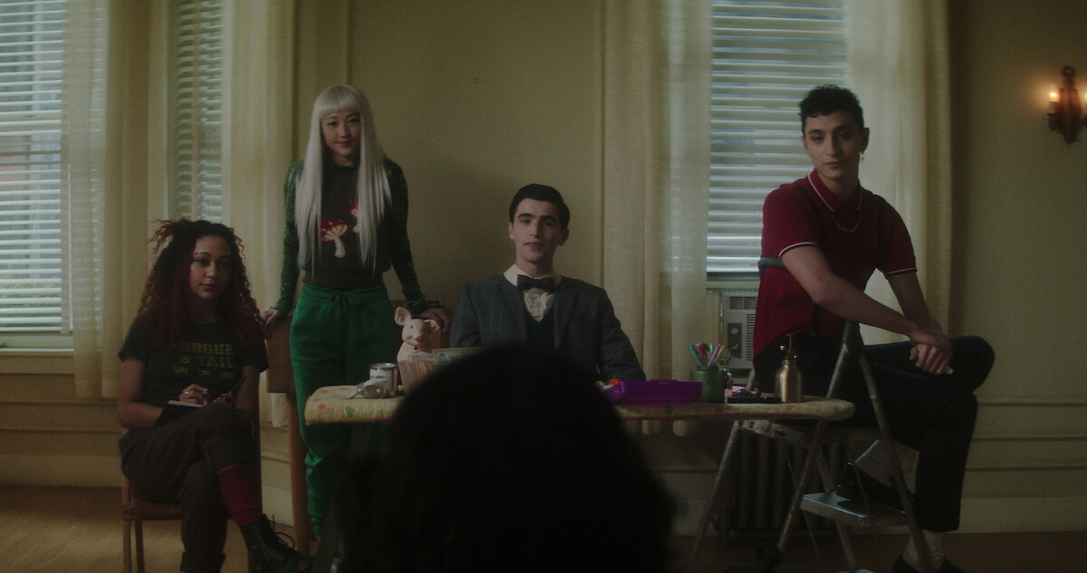 Watch the 'Dead Boy Detectives' Trailer