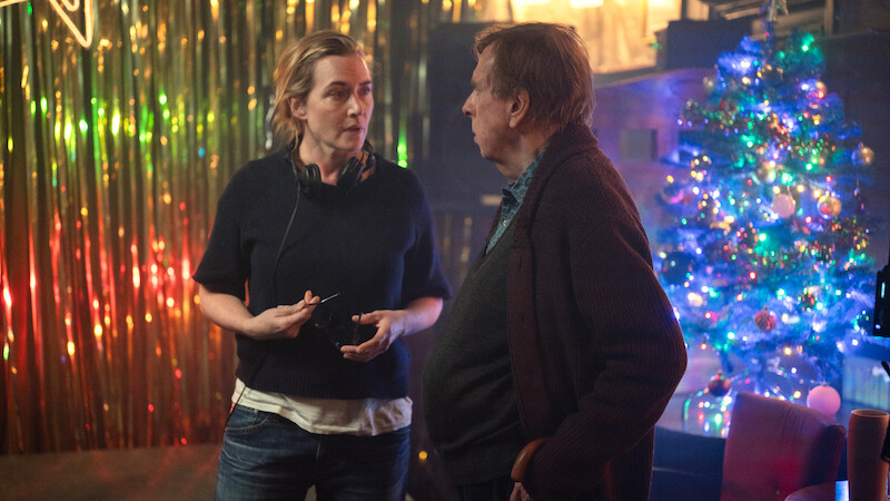 Kate Winslet and Timothy Spall on the set of 'Goodbye June'