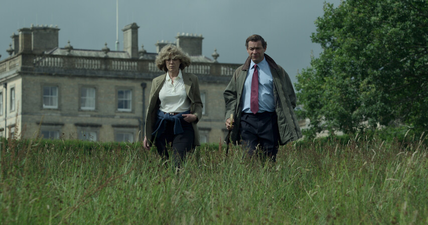 Man and women walking in feild