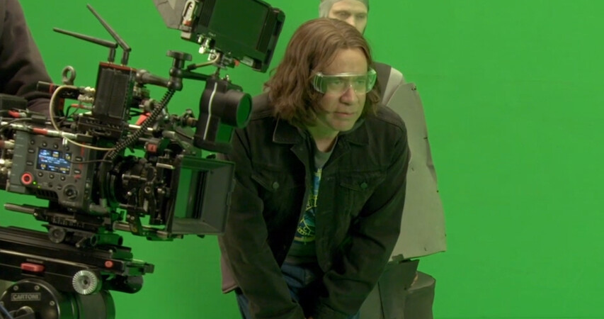 Darren Directs Green Screen | The Bubble