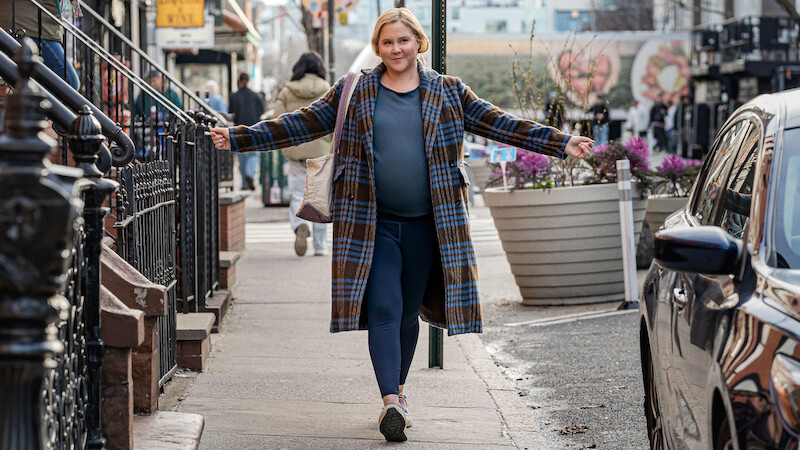 Amy Schumer as Lainy in 'Kinda Pregnant'.