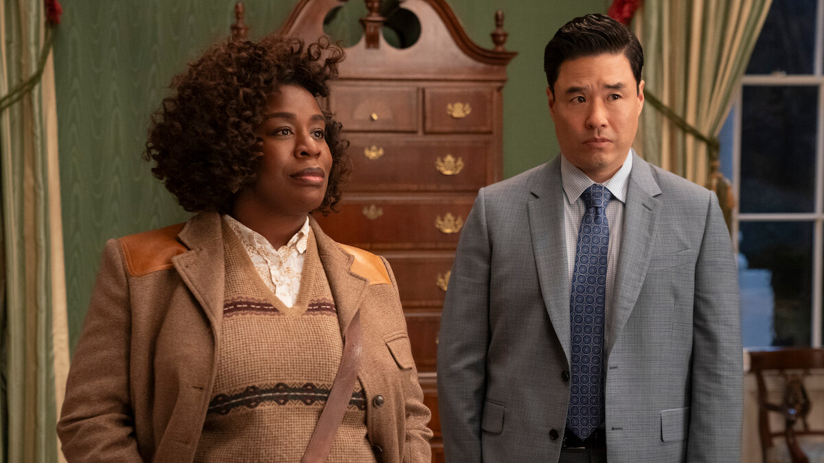 Uzo Aduba as Cordelia Cupp and Randall Park as Edwin Park in Season 1 of 'The Residence'