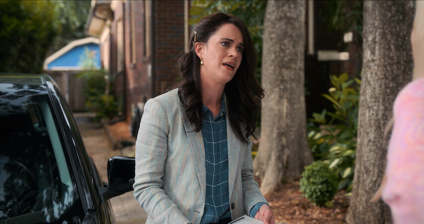 Stephanie Wants To Go Back To School in 'Senior Year'