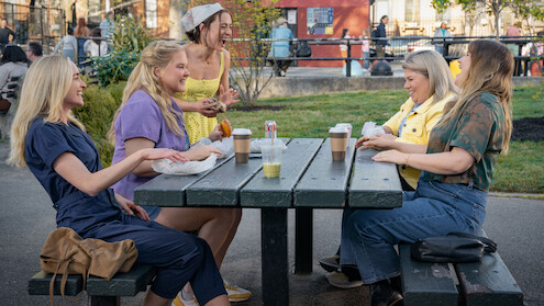 Brianne Howey as Megan, Amy Schumer as Lainy, Lizze Broadway as Shirley, Urzila Carlson as Fallon and Jillian Bell as Kate in 'Kinda Pregnant'.